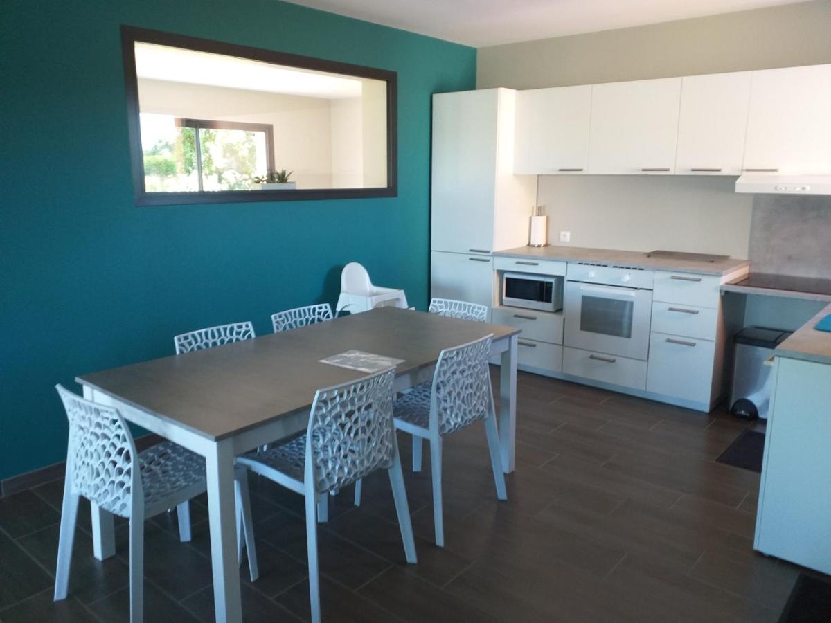 Piscine intérieure privée chauffée toute l'année à 29 Quiévrecourt Exterior foto