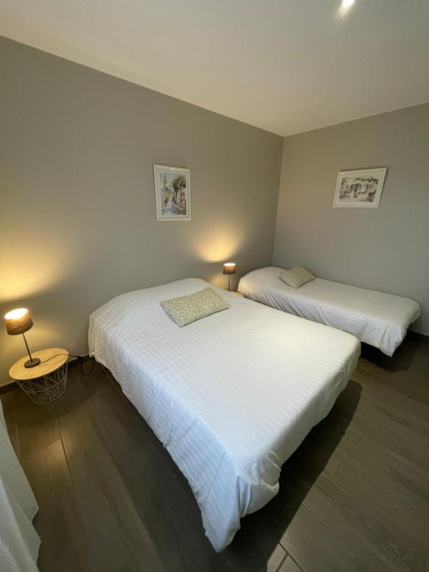 Piscine intérieure privée chauffée toute l'année à 29 Quiévrecourt Exterior foto