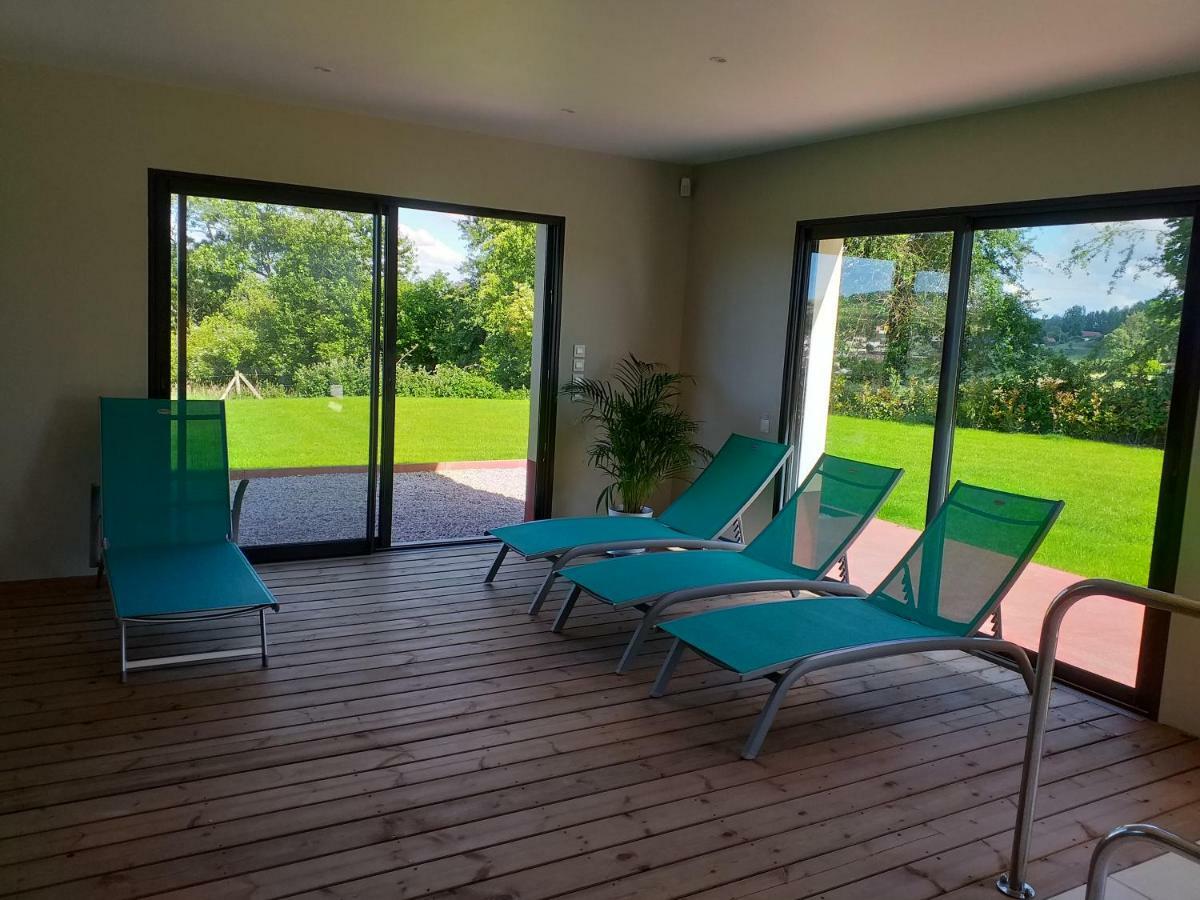 Piscine intérieure privée chauffée toute l'année à 29 Quiévrecourt Exterior foto